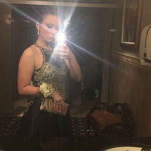 Meet your Posher, Ava